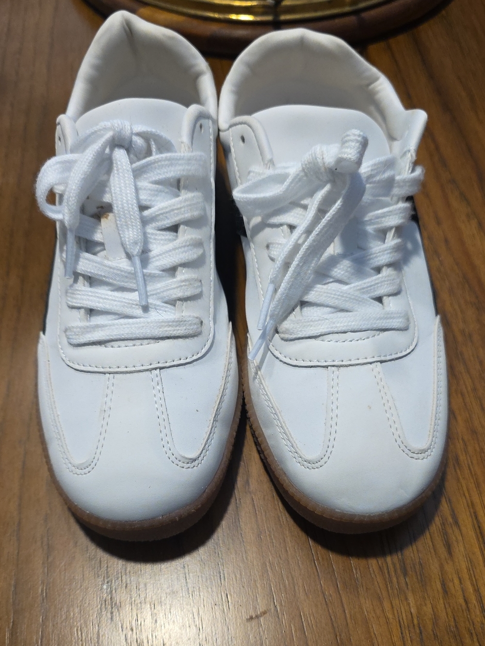 White Womans Casual Leather Sneakers